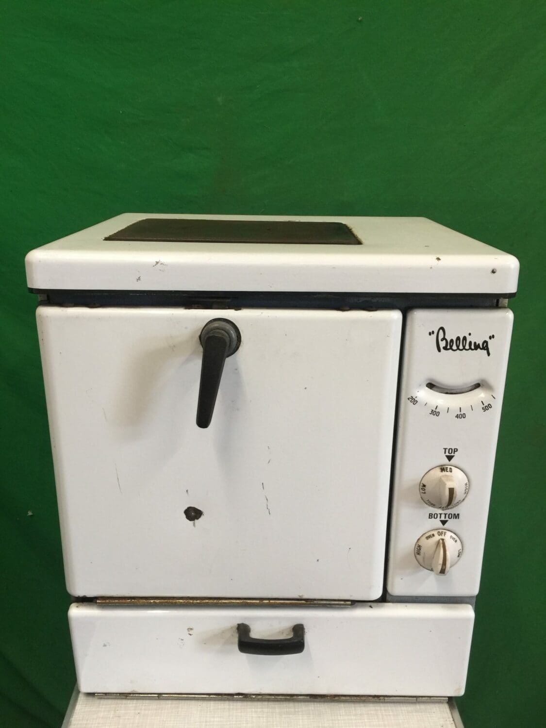 THB1878 cooker counter top Belling White enamel hot plate to top