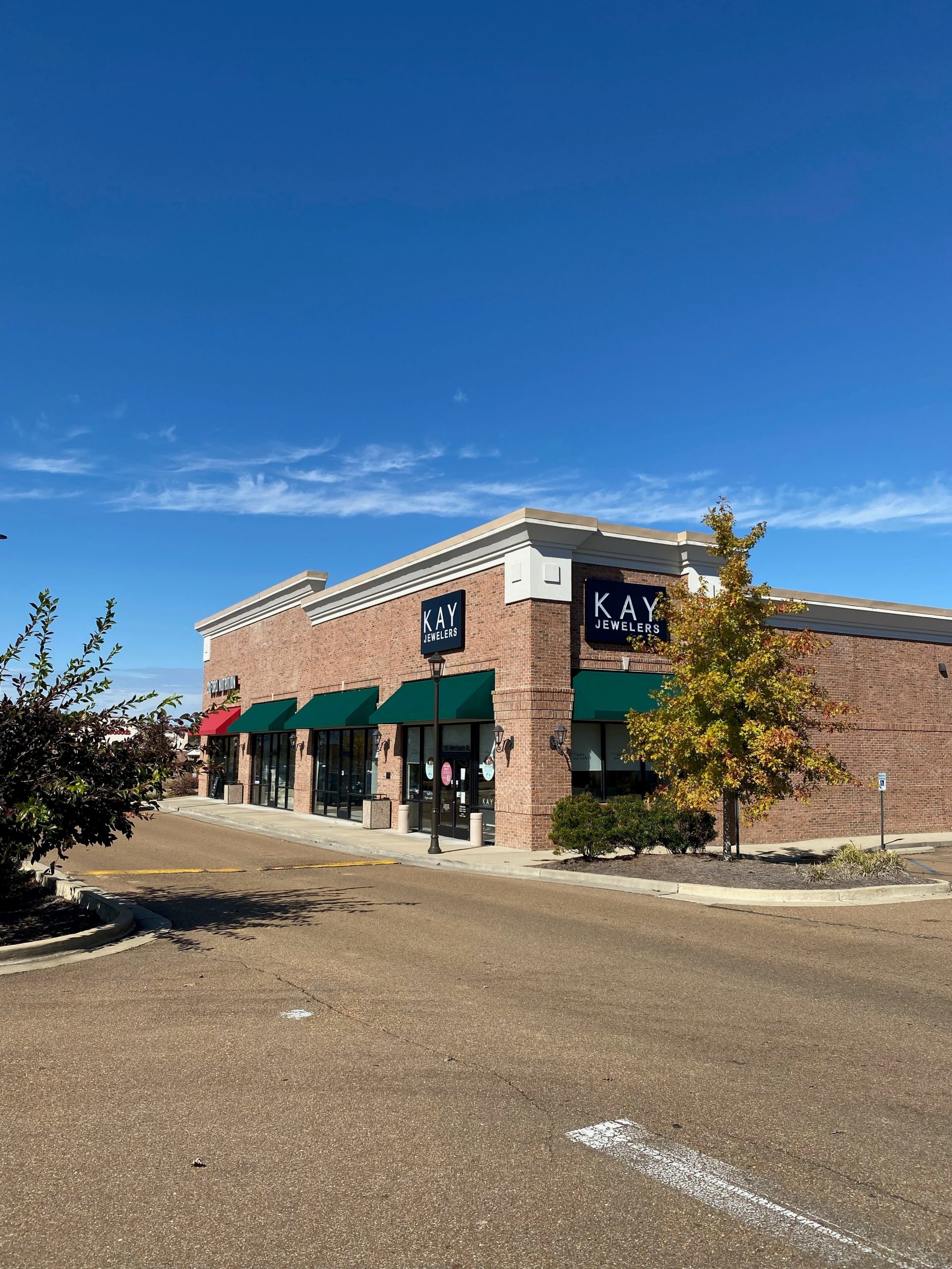 Oxford Galleria II Trezevant Realty Corporation