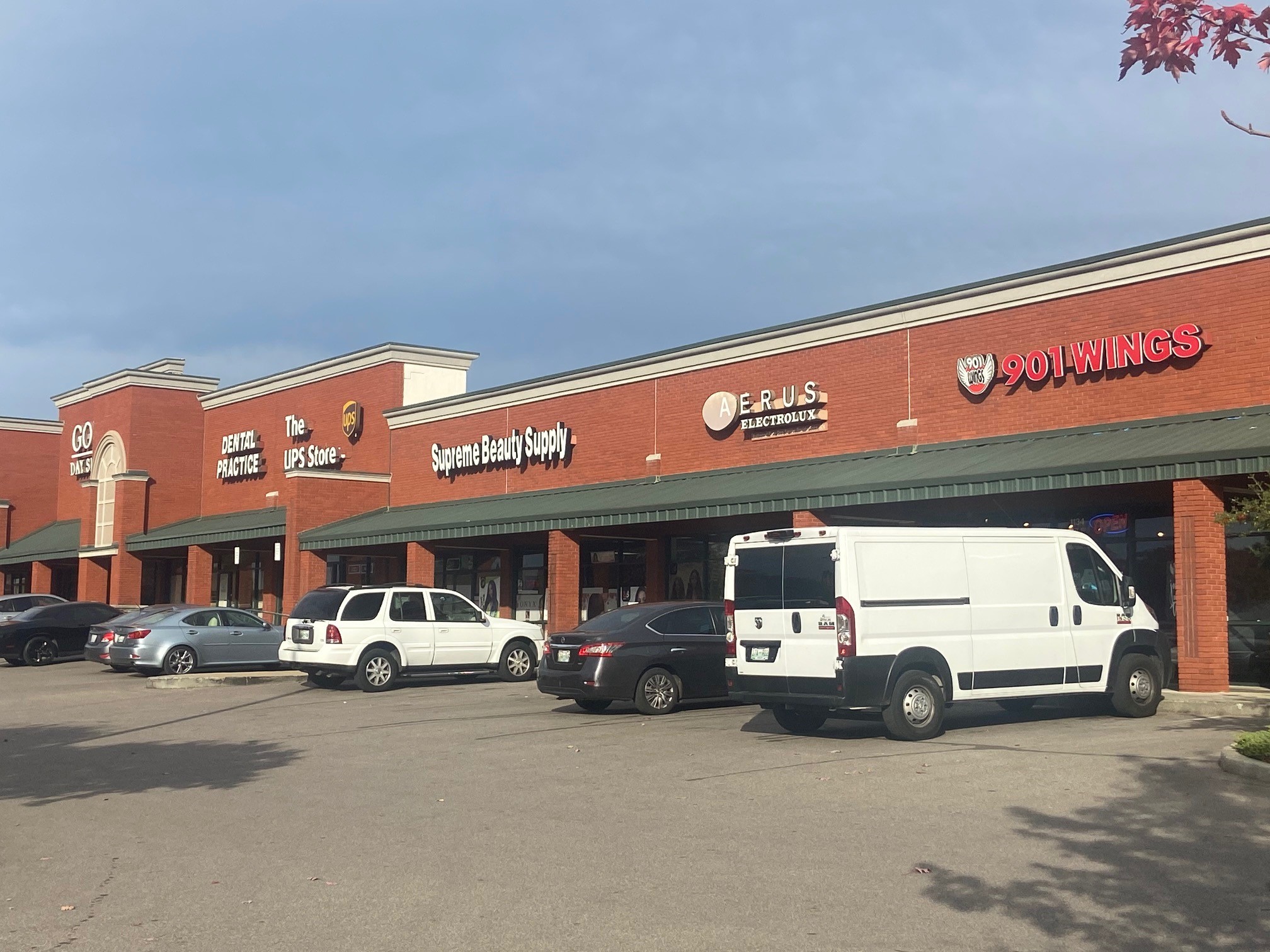 Cordova Town Center Trezevant Realty Corporation