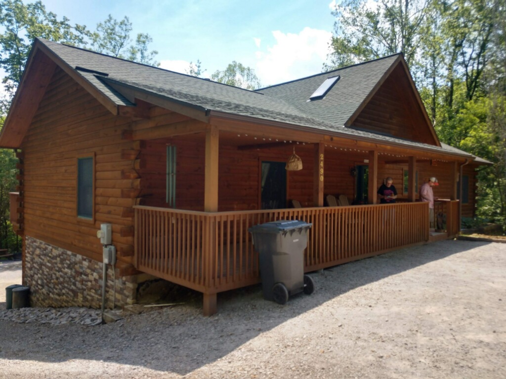 Log Cabin Cleaning & Staining Northern KY. Cincinnati OH. Tri