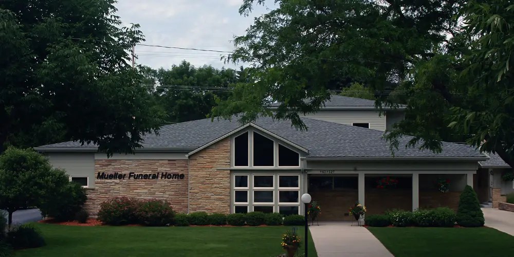 Mueller Funeral Homes & Crematory Cedarburg & Grafton,