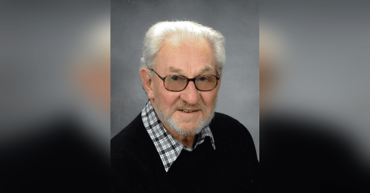 Frank Carlton Warburton Obituary Visitation & Funeral Information