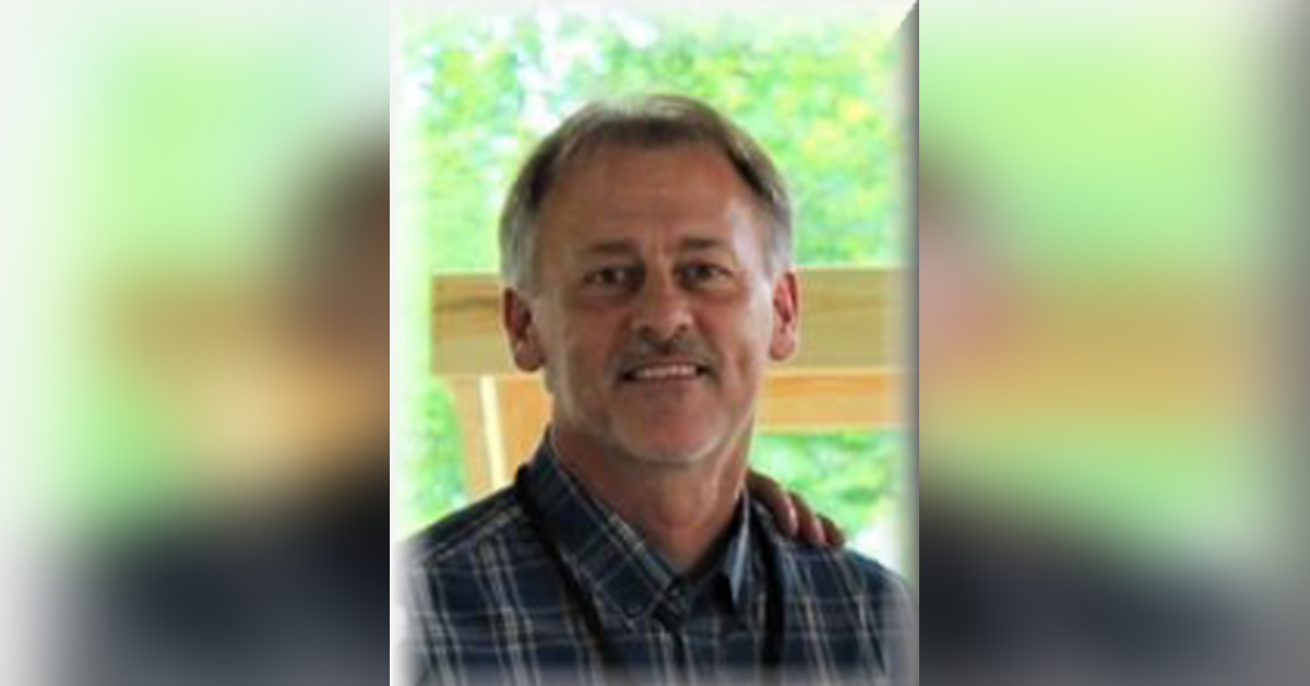 Michael R. McKinney Obituary Visitation & Funeral Information