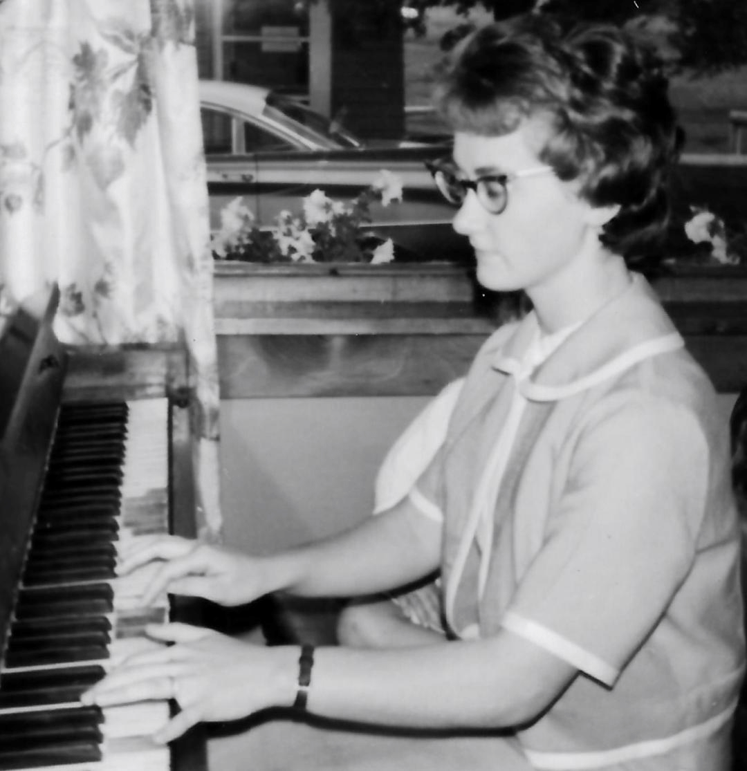 Monica J. Lauzon 2021 Flint Funeral Home