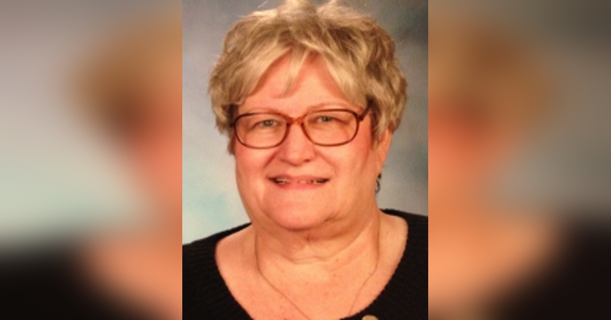 Phyllis McMullen Obituary Visitation & Funeral Information