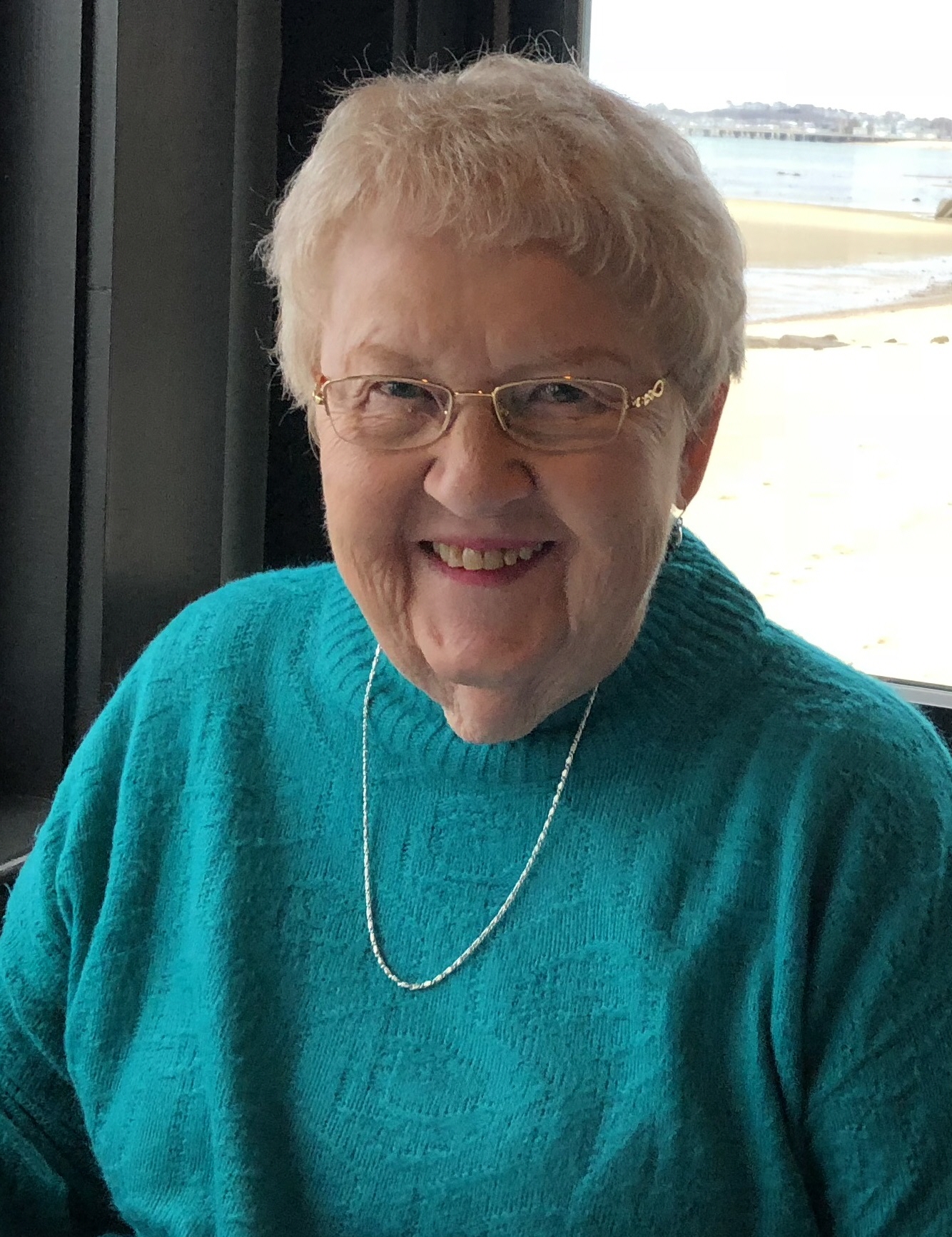 Karen Philipp's Instagram, Twitter & Facebook on IDCrawl