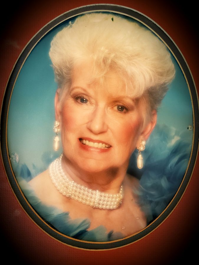 Jeanne Caroline "GG" Moran Gordon 2020 Clock Funeral Home