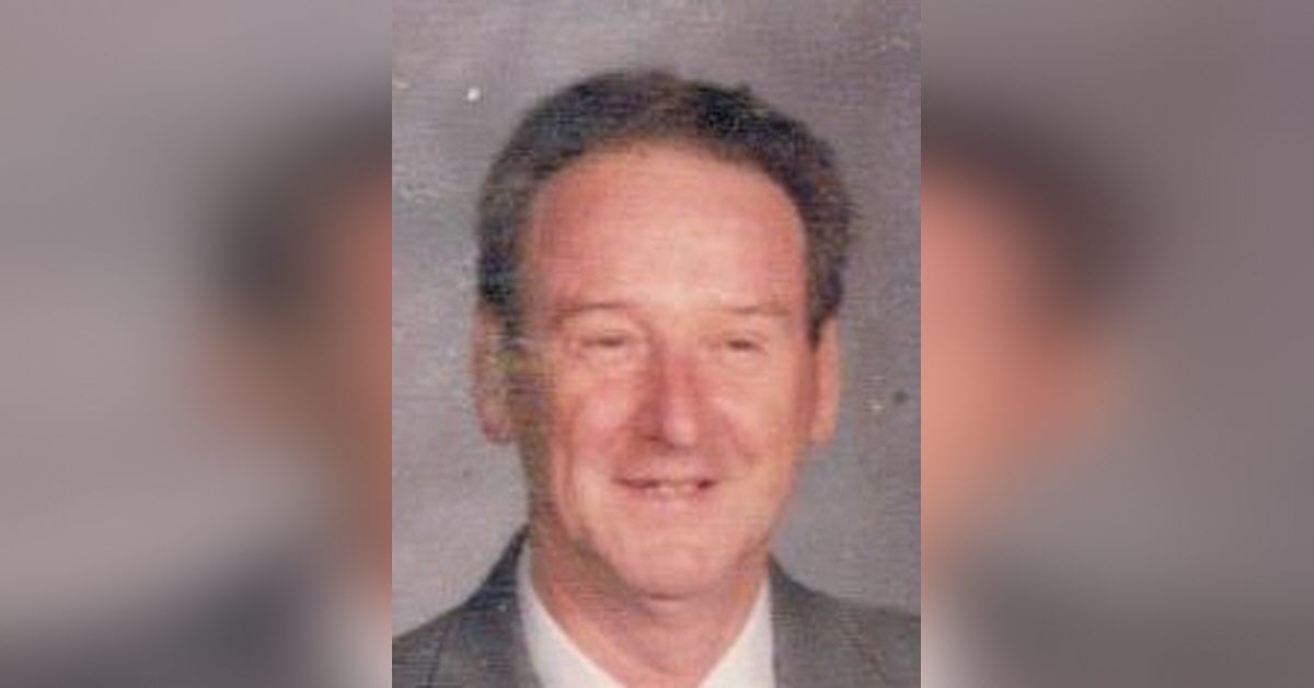 Obituary information for William Kareus Jr.