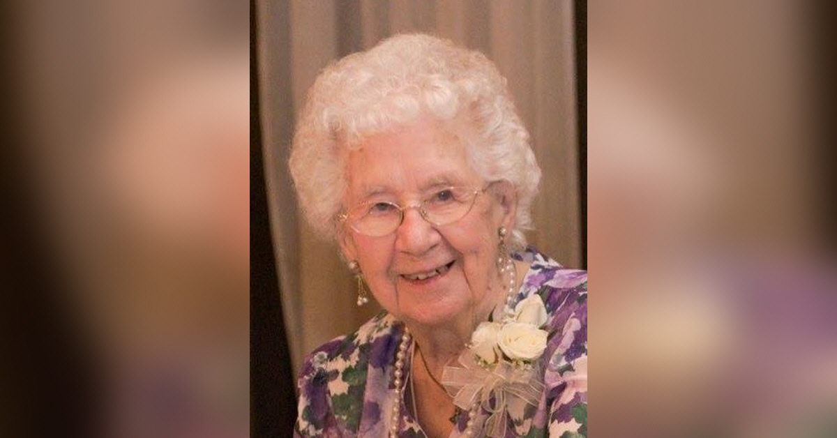 Obituary information for Evelyn G. er