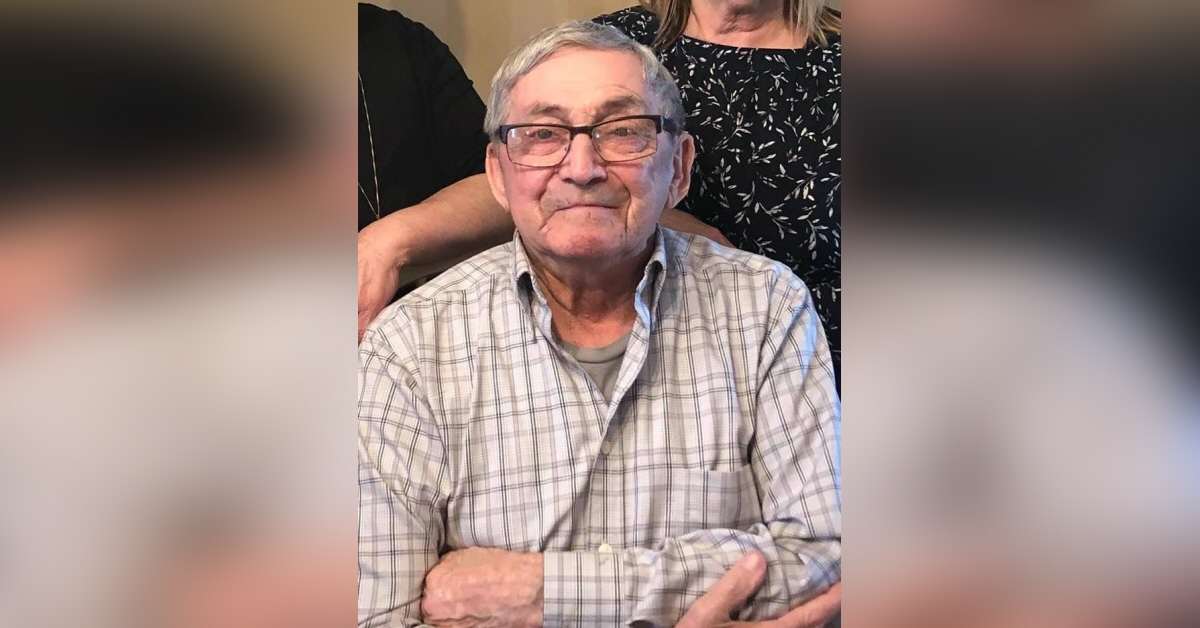 Obituary information for John "Howard" Hillier