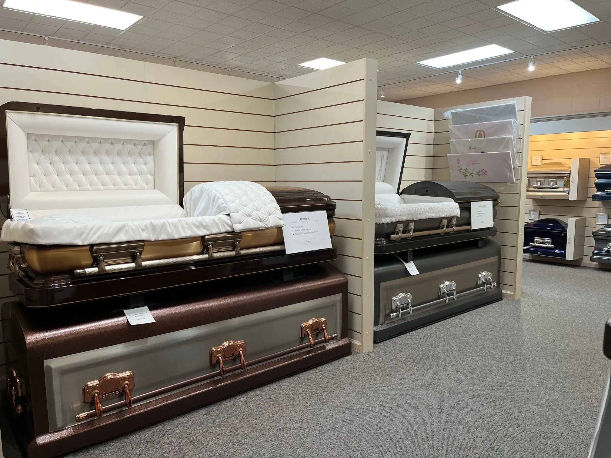 Facilities Laughlin Service Funeral Home(02)