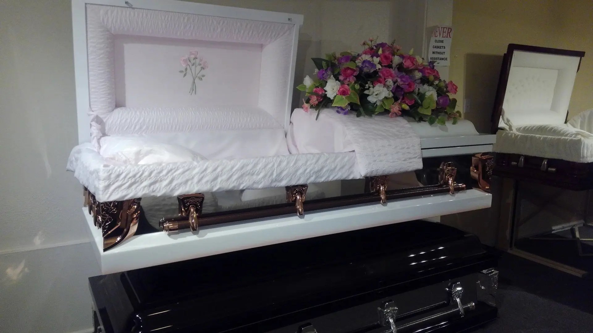 Facilities Acres West Funeral Chapel & Crematory(01)