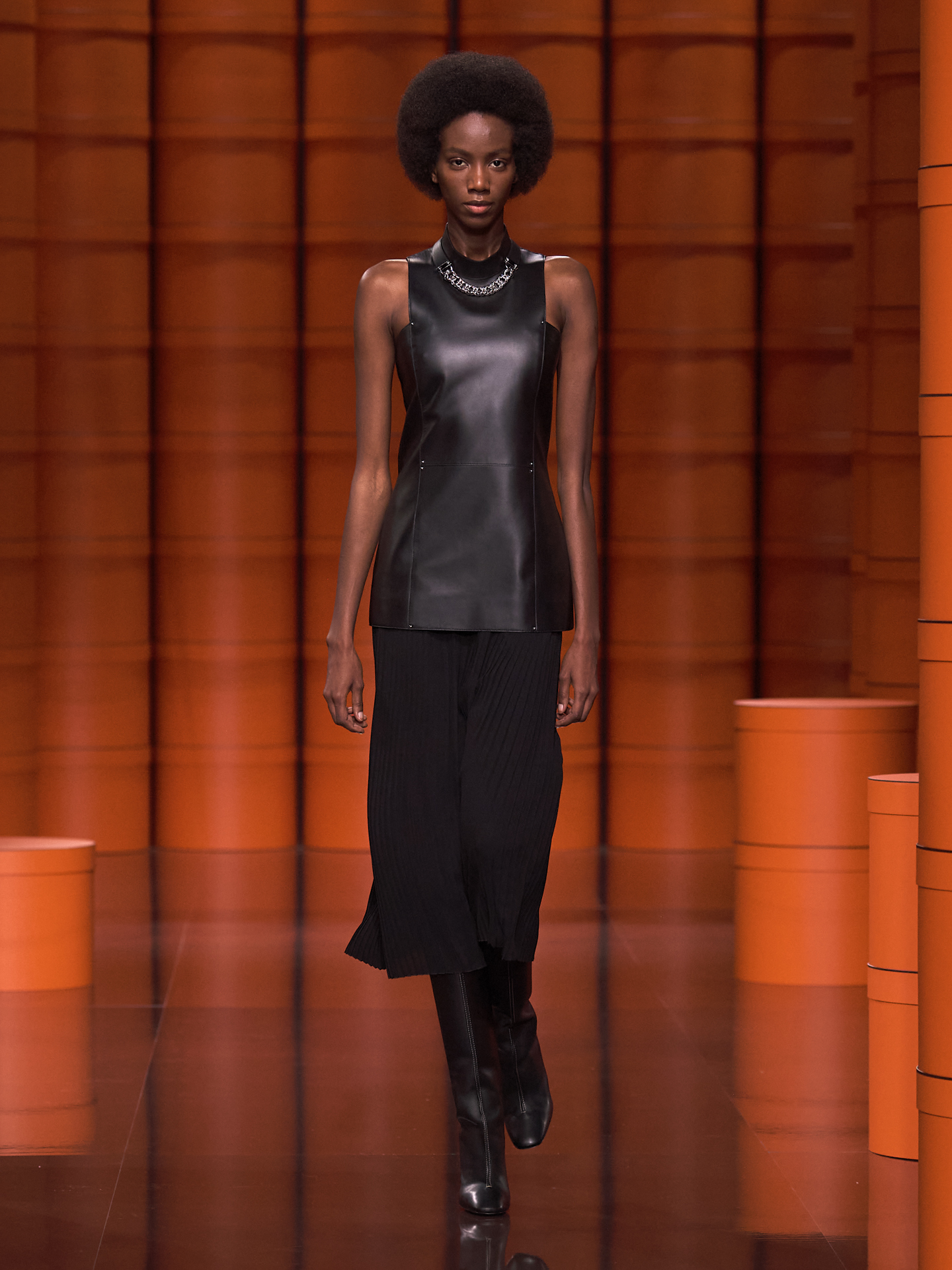 Watch the entire Hermès Fall/Winter 20212022 here