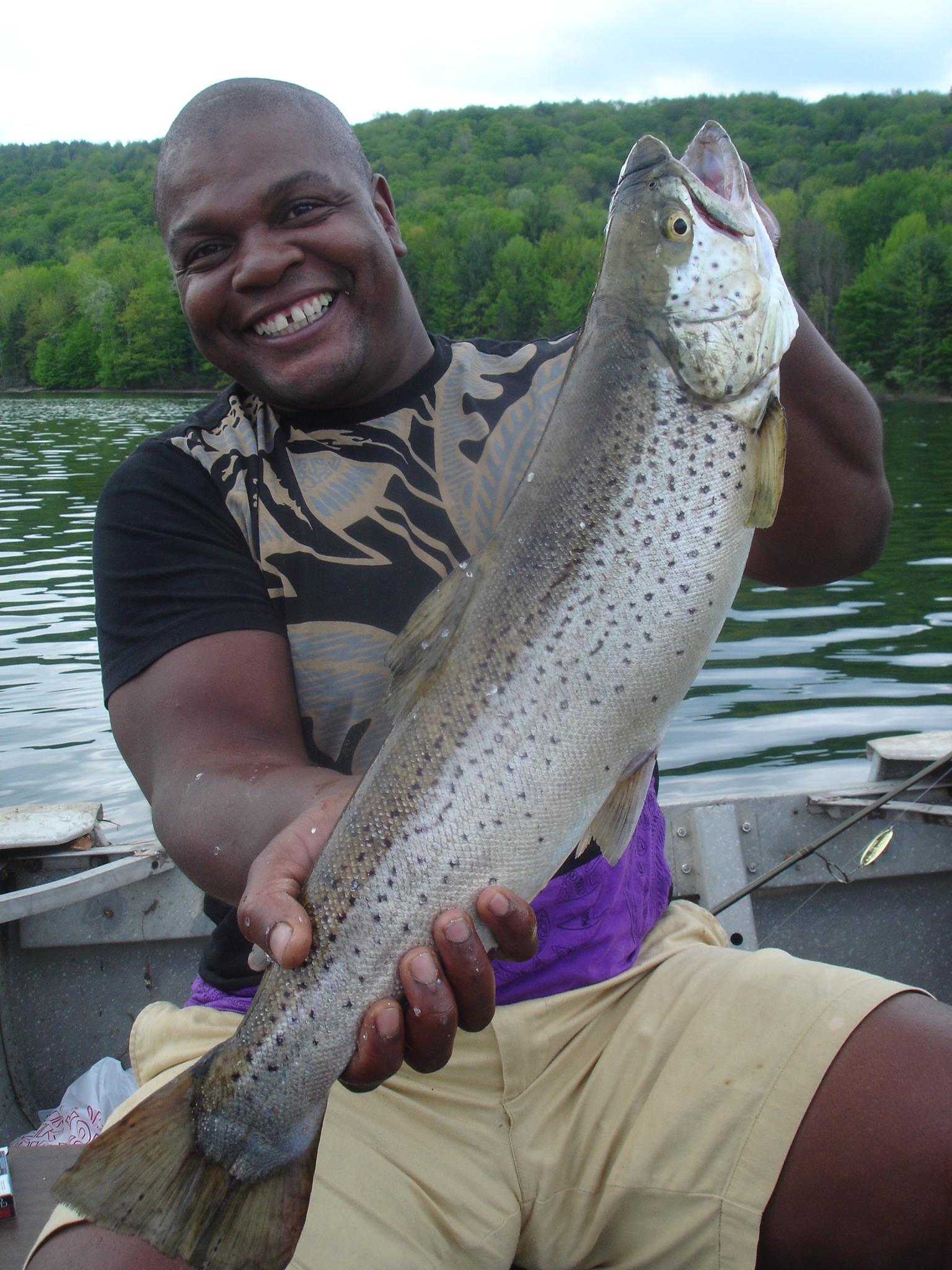 Is There a Fishing Line Around Manhattan? Trickyfish