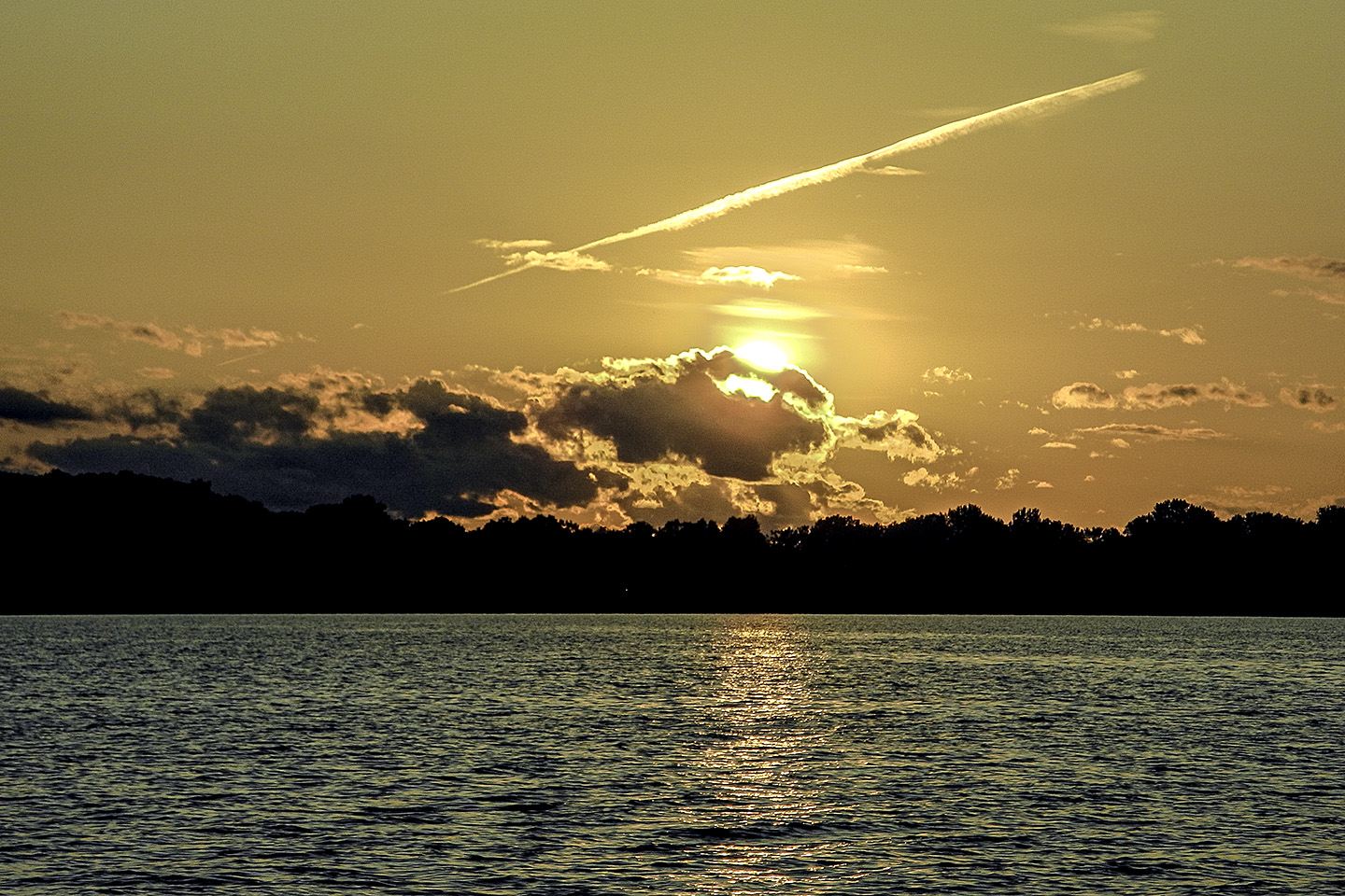 How Is the Fishing on Lake Mendota? Trickyfish