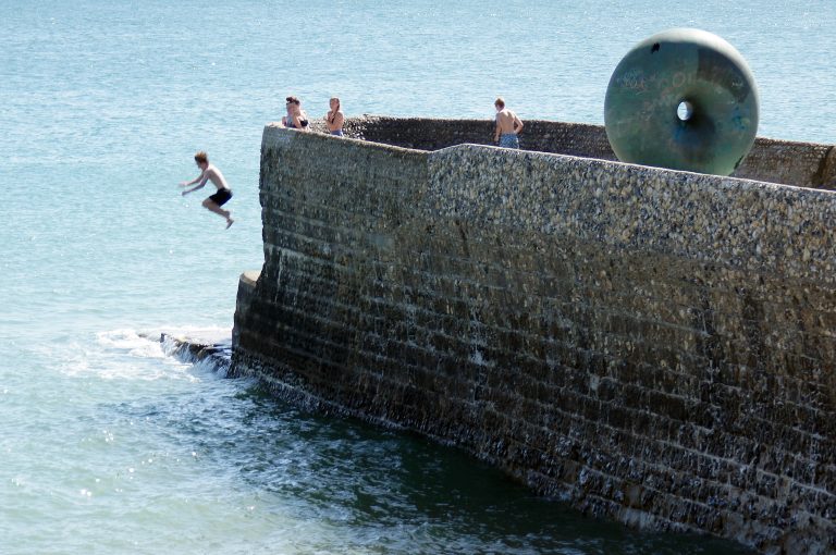 What Are the Bends Scuba Diving? Trickyfish