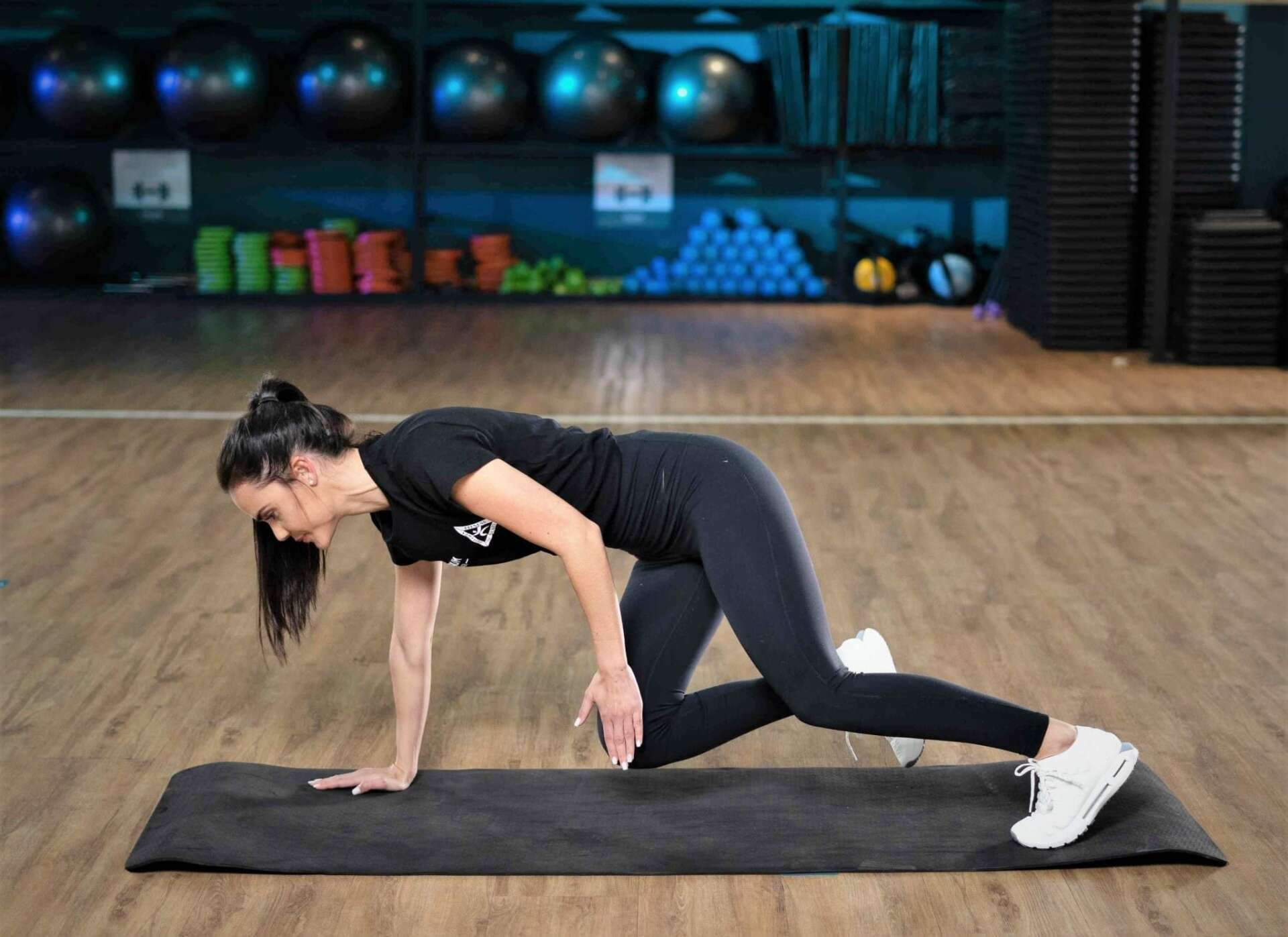 How to build strength at home without buying bulky equipment How to build strength at home without buying bulky equipment