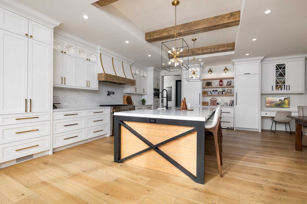 Custom transitional kitchen Luxury design Kitchen in Rowley Dr, Palgrave