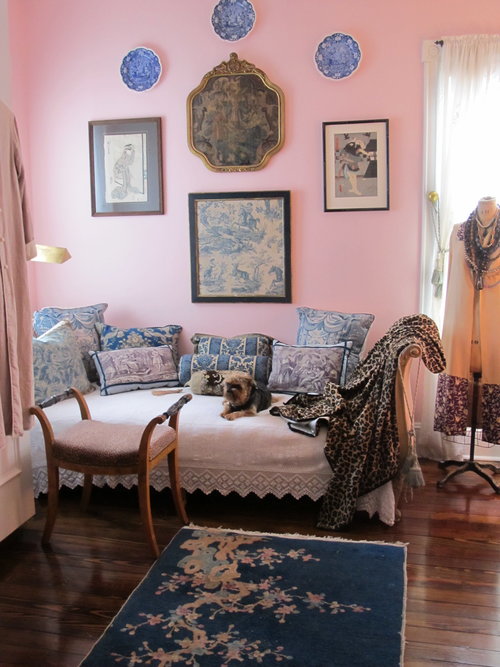 The Statement Pillow what does your decor says about you?