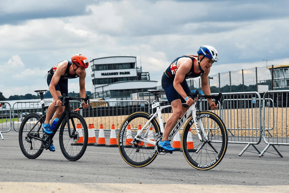 Daniel Dixon takes Silver at European Junior Triathlon Championship