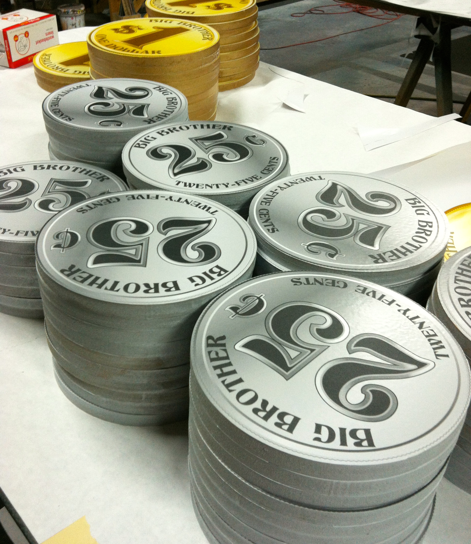 Laundromat Coins « TRIO