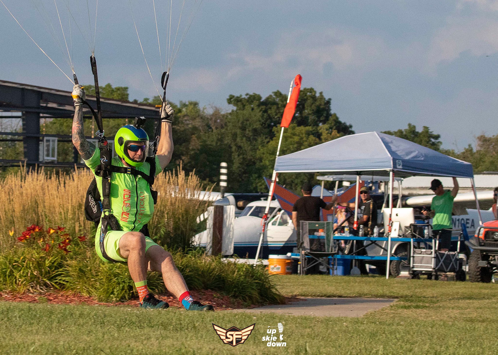 Skydive Chicago TripHock