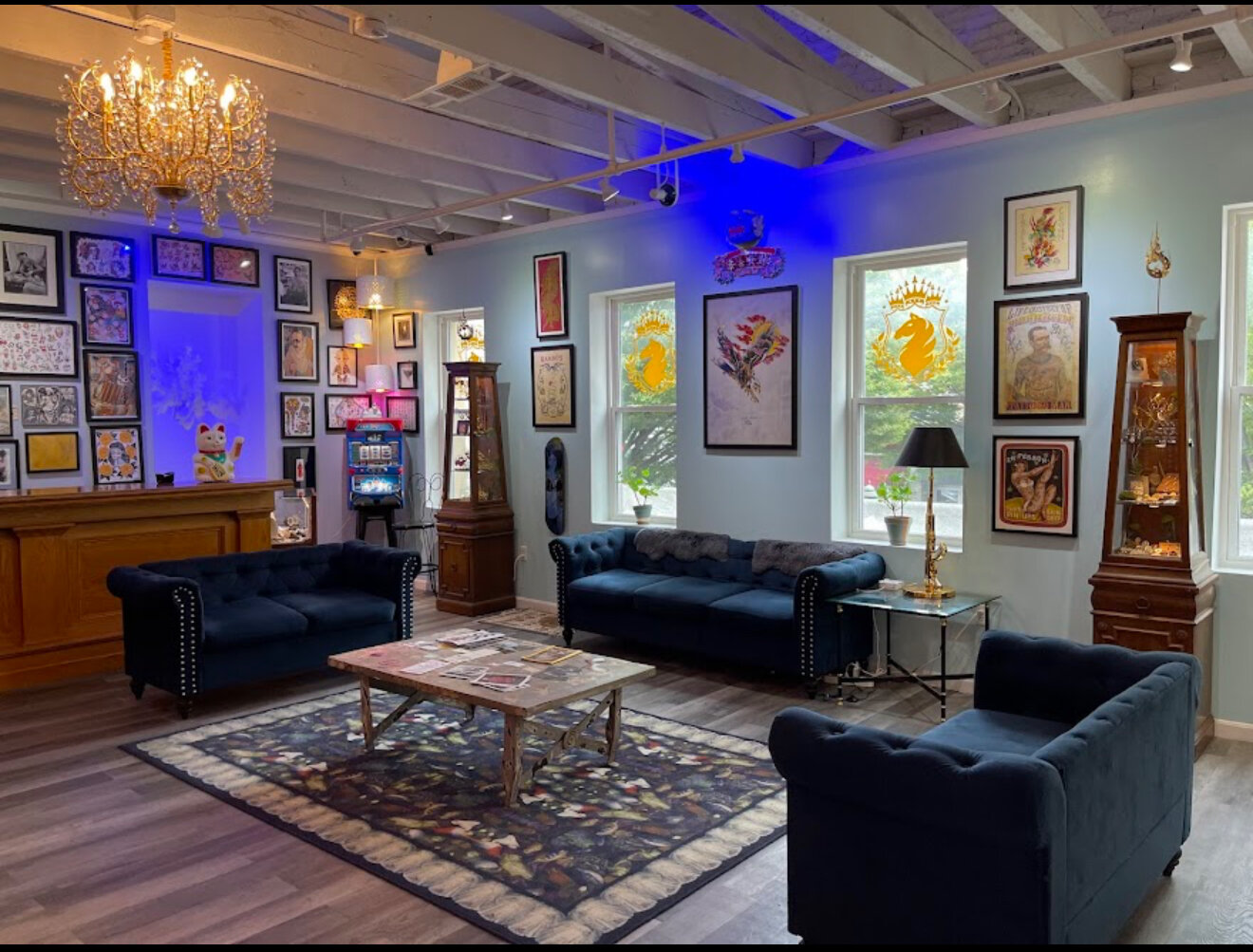 Triple Crown Towson Premier Tattoo & Piercing Studio(09)
