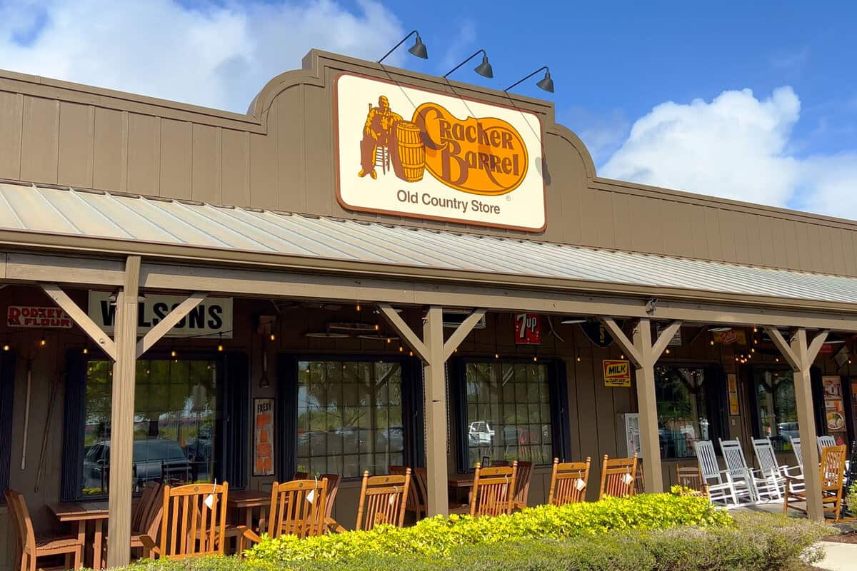 Ultimate Guide To RV Parks Near Pensacola [Where To Camp & Relax]