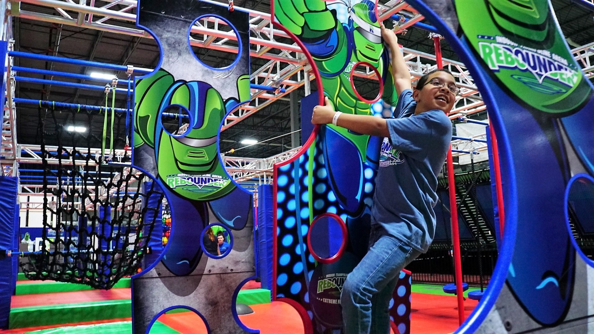 Rebounderz (Edison, NJ) Frum Family Trips Trippo Hippo