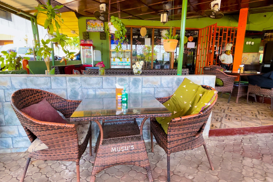 TOP 3 TASTIEST WEST AFRICAN RESTAURANTS IN LIBERIA Trips x Dip