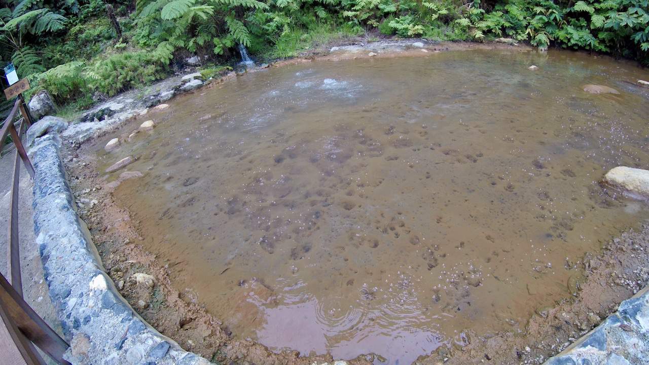 A Helpful Guide to the Caldeira Velha Hot Springs of Sao Miguel, Azores