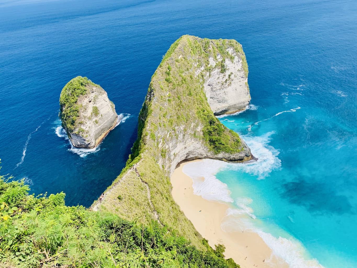 A Kelingking Beach Nusa Penida Overview Secret Point T Rex Beach