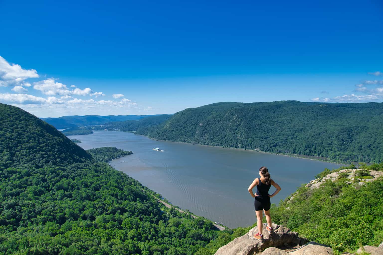 The SCENIC Breakneck Ridge Hike of the Hudson Valley Guide + Map
