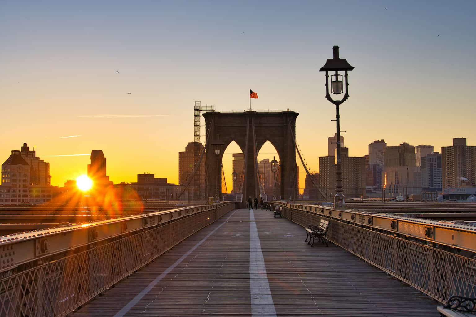 How to Enjoy a Brooklyn Bridge Sunrise Experience Walk, Photos & Tips