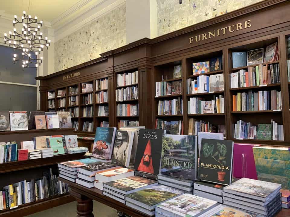 16 LOVELY Bookstores in Manhattan to Visit Best NYC Bookstores