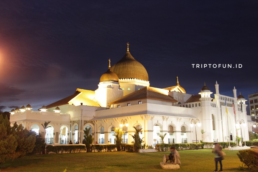 Masjid Kapitan Keling, Tempat Ibadah Umat Muslim Pertama