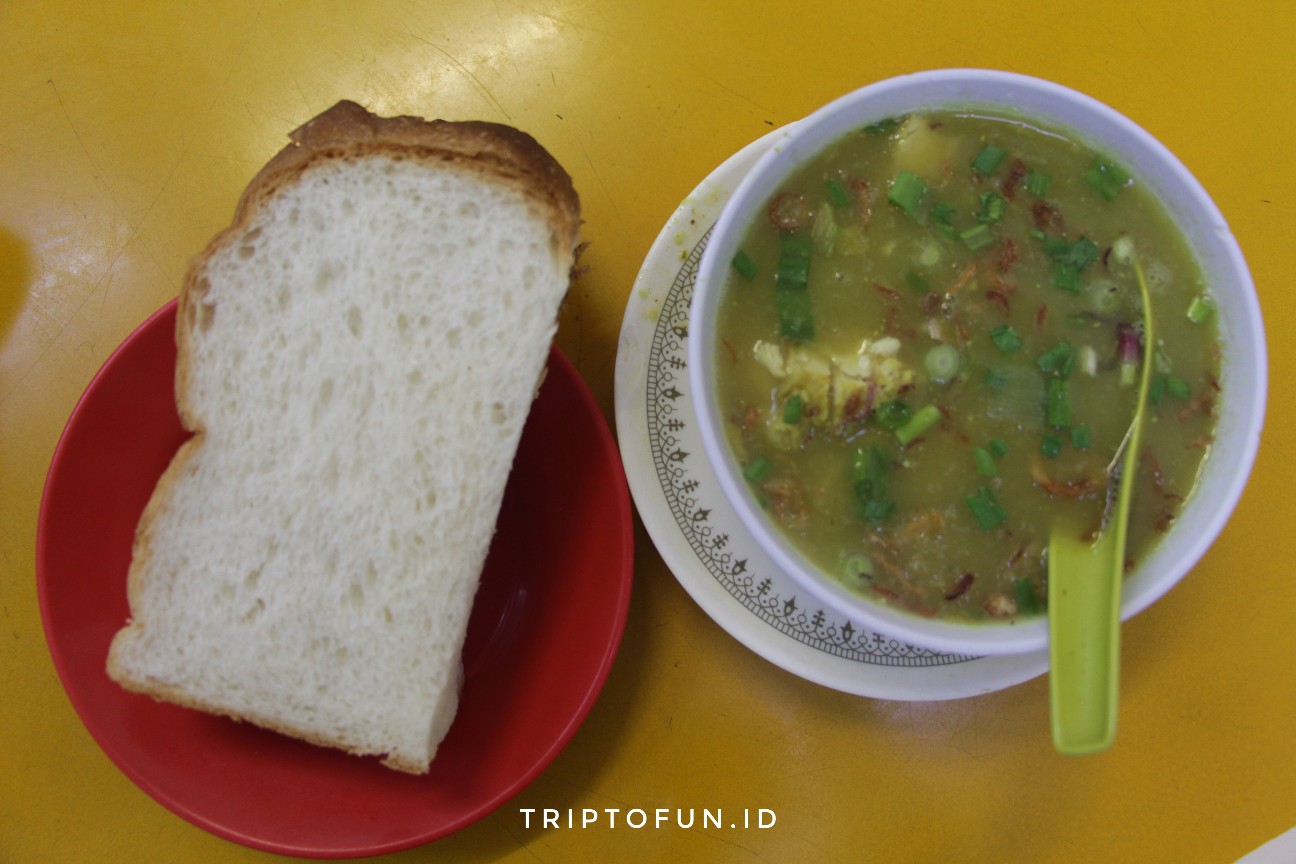 Jalan jalan ke Penang 10 Makan Siang di Sup Hameed