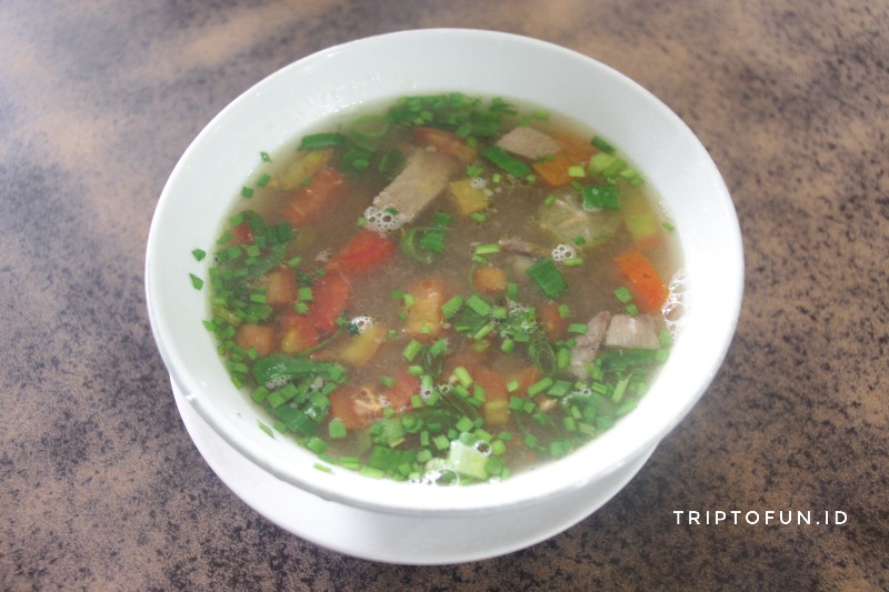 Empal Gentong Haji Apud, Rasanya Emang Good Triptofun