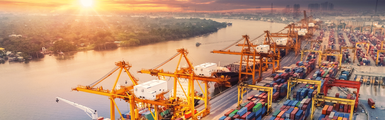 Projects MUNDRA, GUJARAT TO OMAN STEEL PIPES Tristar Lines Pvt. Ltd