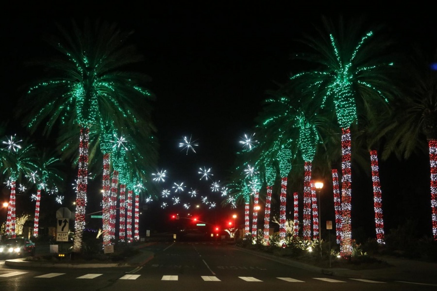 Christmas Lights in San Clemente Triton Times