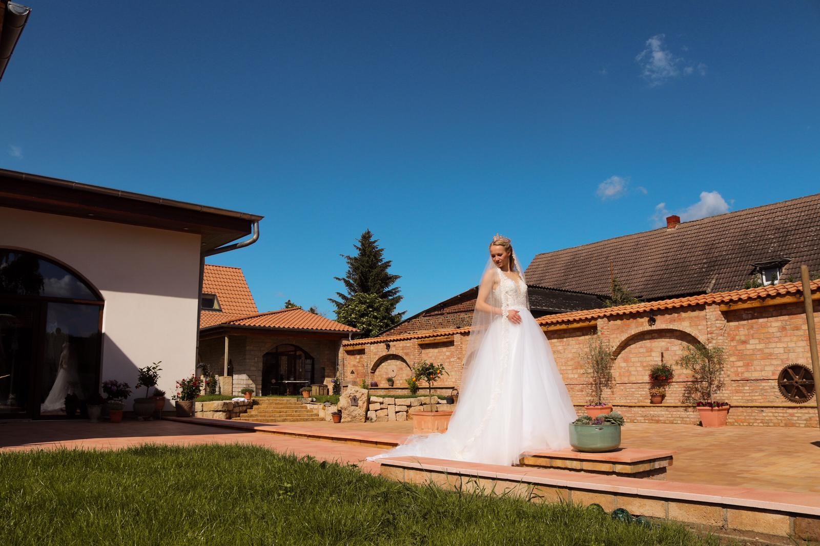 Brautmoden Tempel in Mehringen Wiedereröffnung nach Umzug