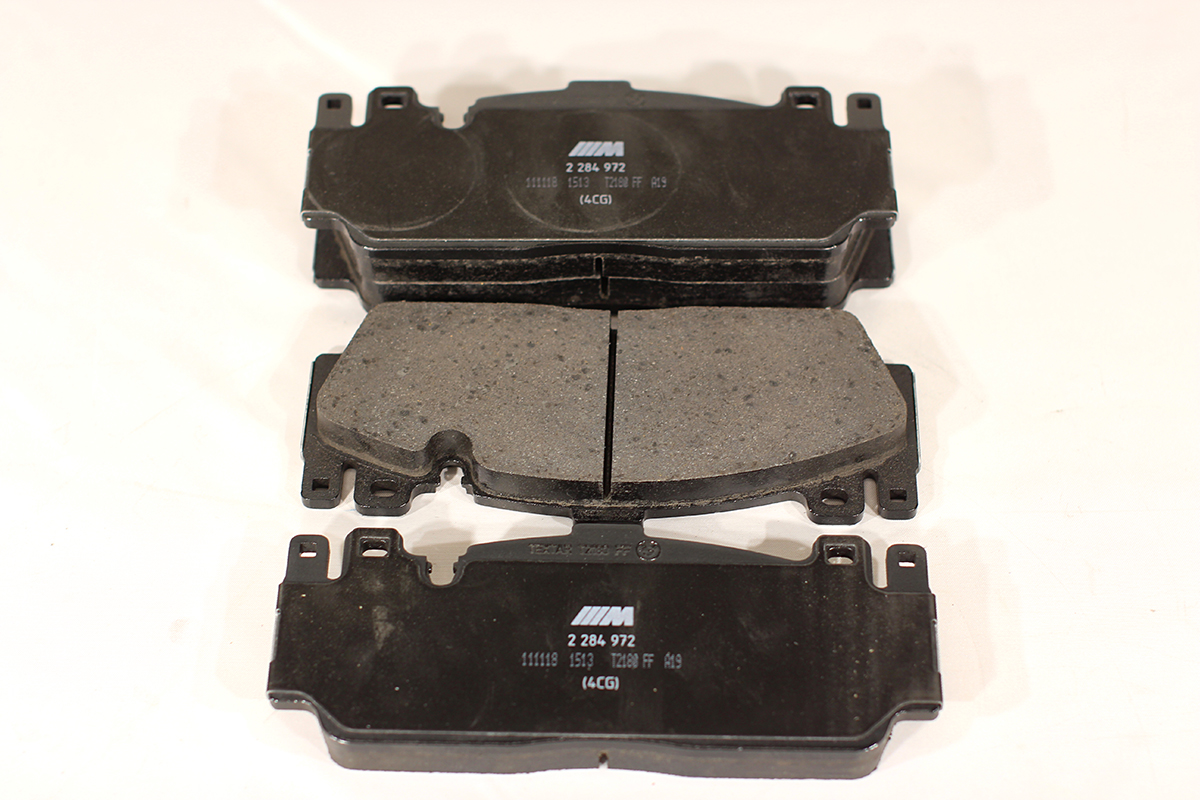 34 11 2 284 970 BMW M3/M4 front repair kit, brake pads High