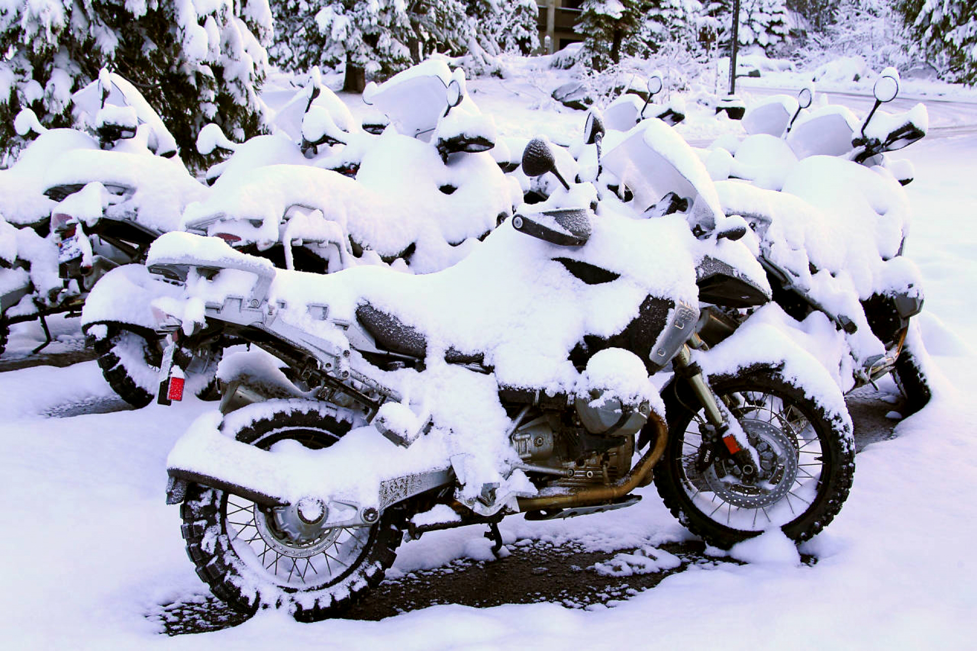How To Winterize A Motorcycle (StepByStep Instructions)