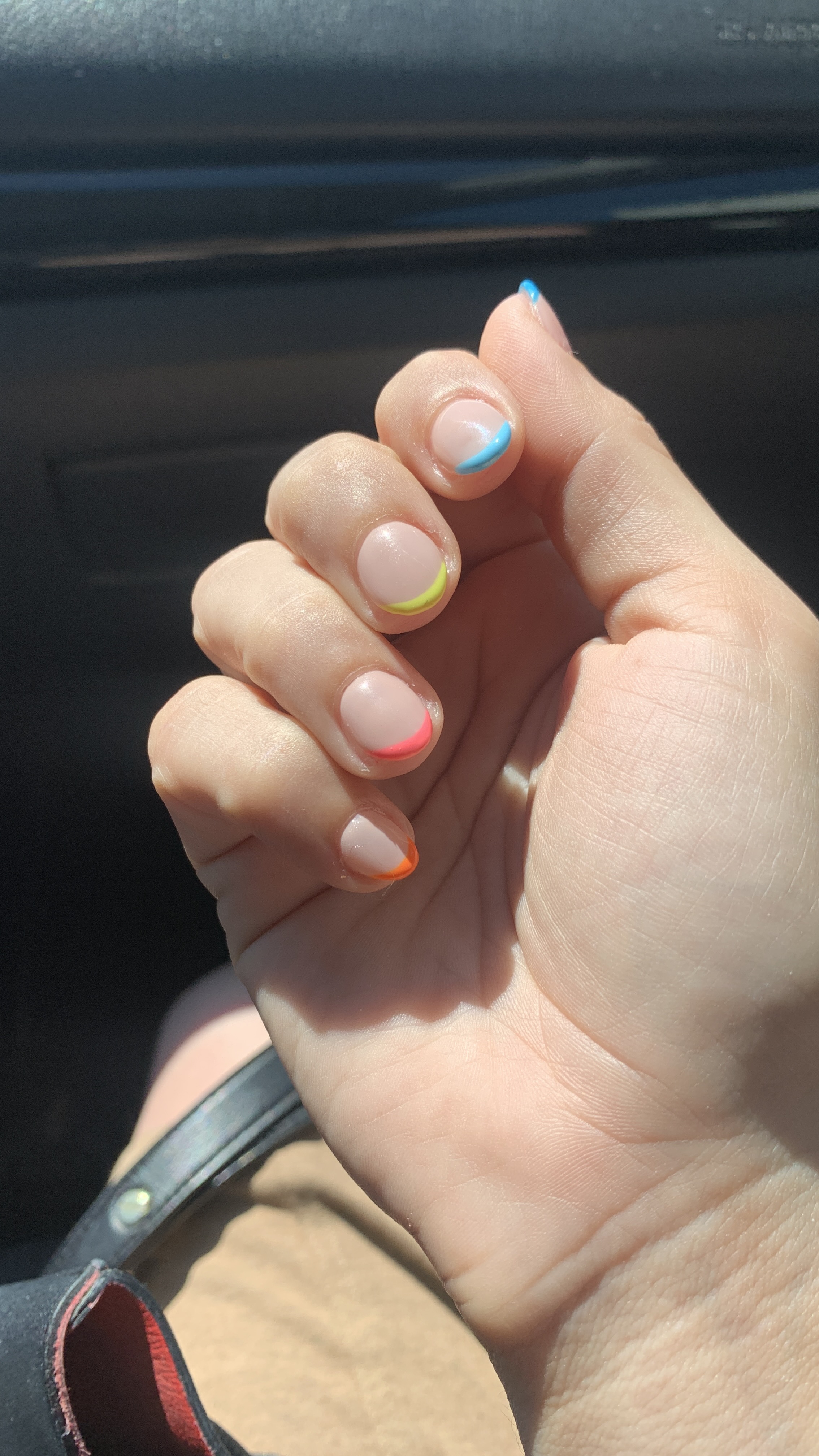 Long lasting nails acrylics vs. dip nails vs. bio gel vs. shellac