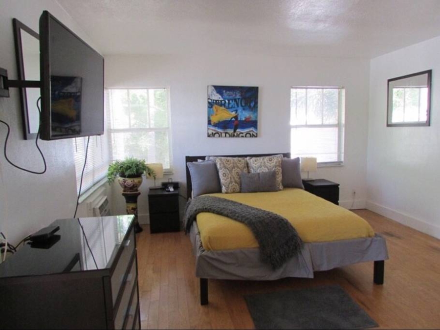 Tropic Garden Studios Studio Apartments in Old Northeast St Petersburg