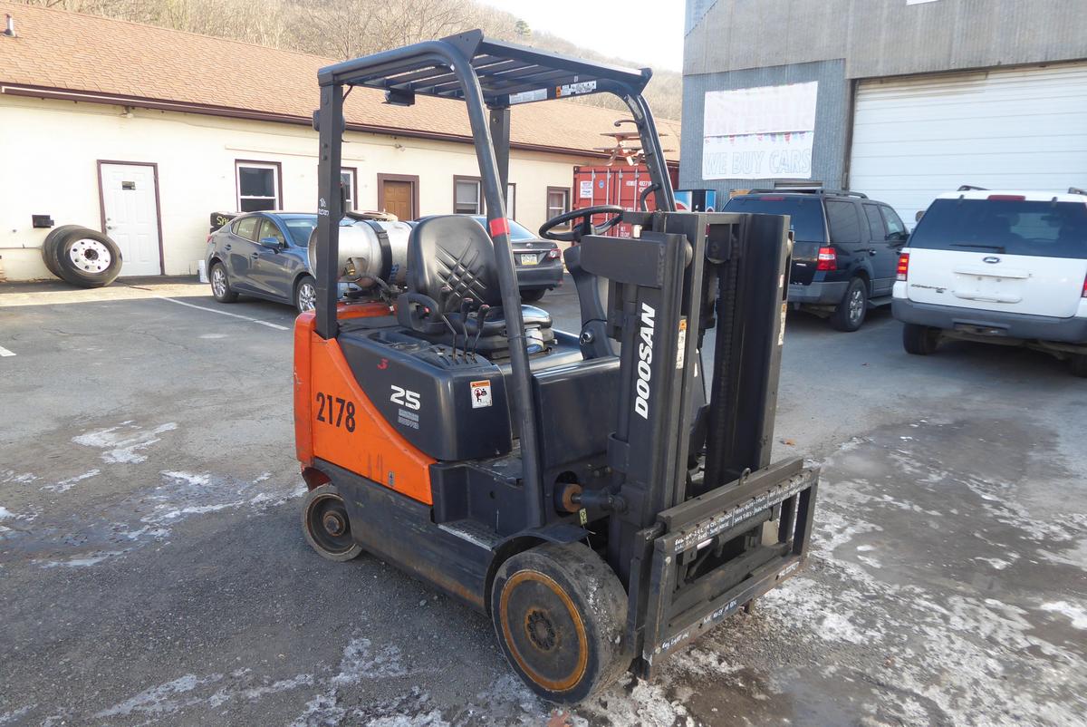 2012 Doosan GC25P5 Propane Forklift for sale by Arthur Trovei & Sons