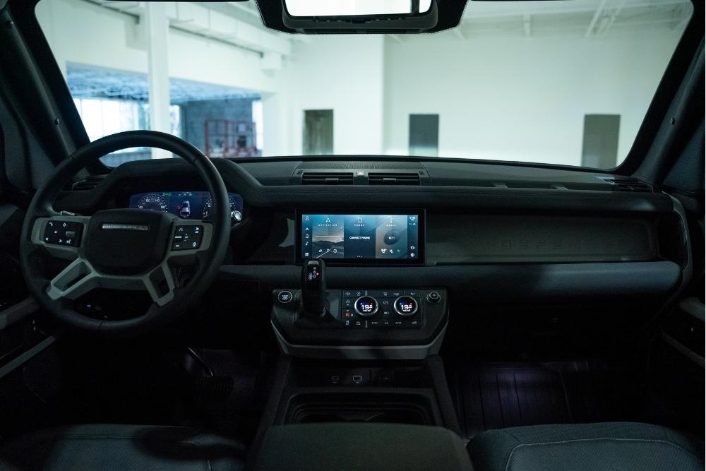 Range Rover Defender Troy Armoring