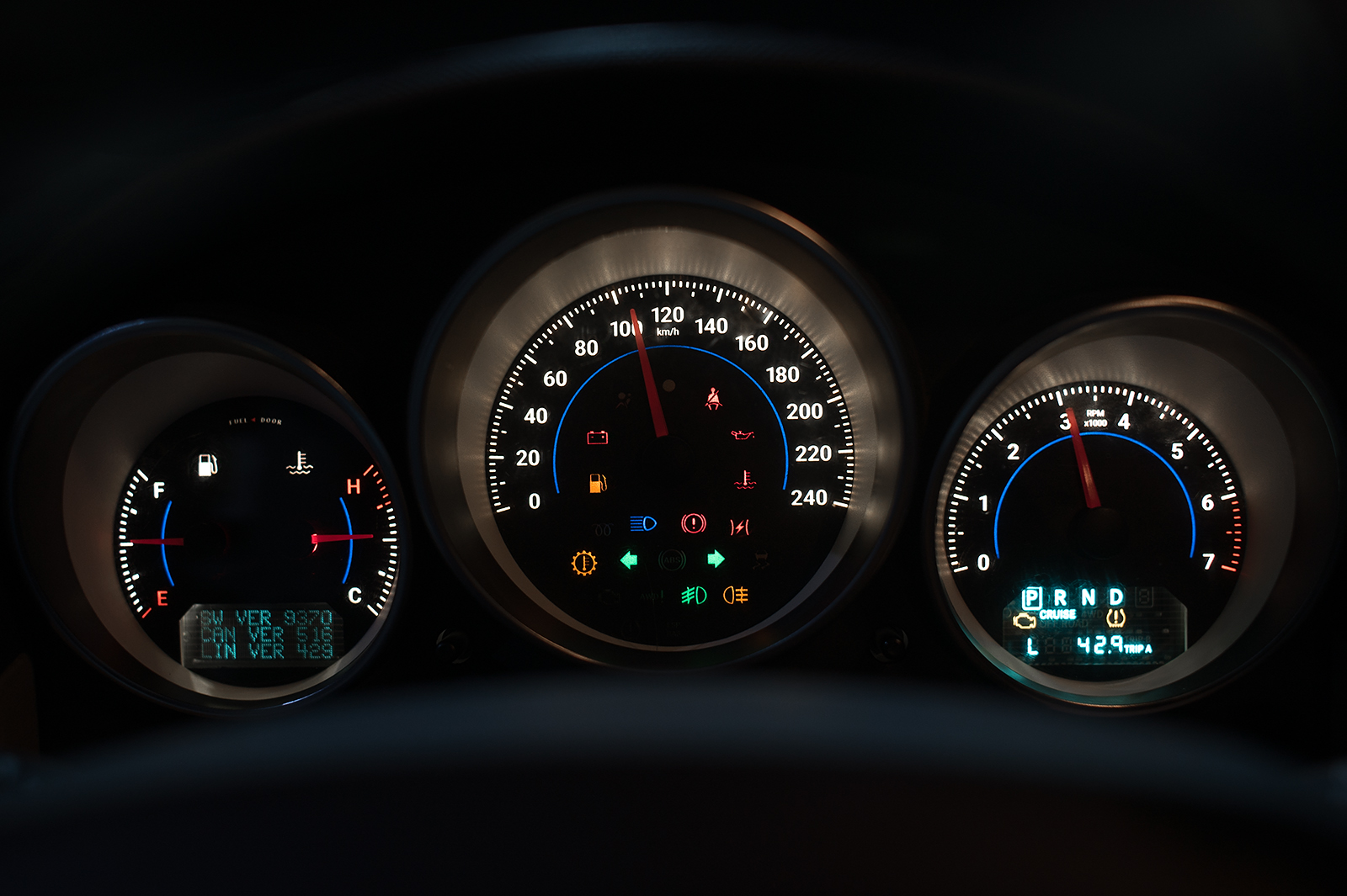 Альтернативная приборная панель Додж Калибр ТРСМоторс