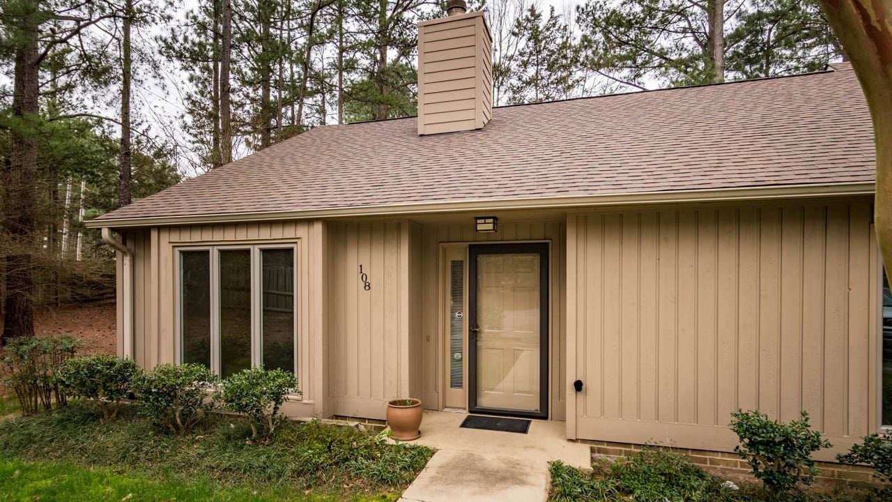 108 Beaver Dam Court, Chapel Hill, NC 27514 225,000 TruBlu Realty