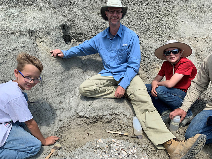 Three Boys Discover A TRex Skeleton During A Hike True Activist